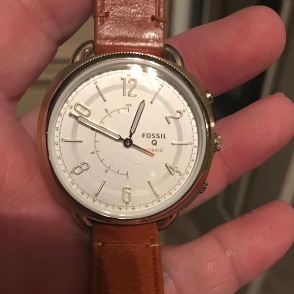 fossil hybrid q accomplice